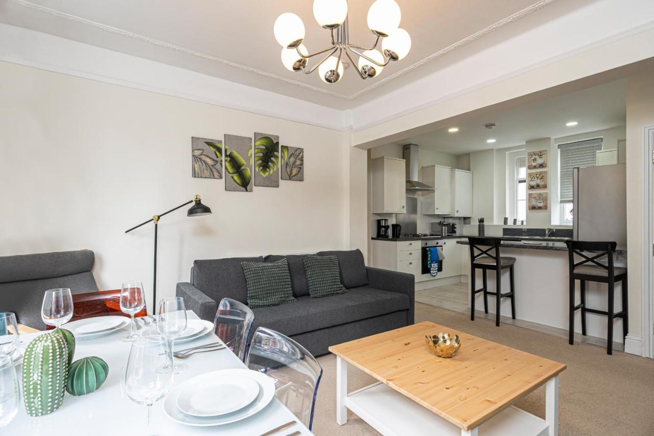 Beautiful 3 Bedroom Apartment Near Marble Arch And Oxford Street 런던 외부 사진